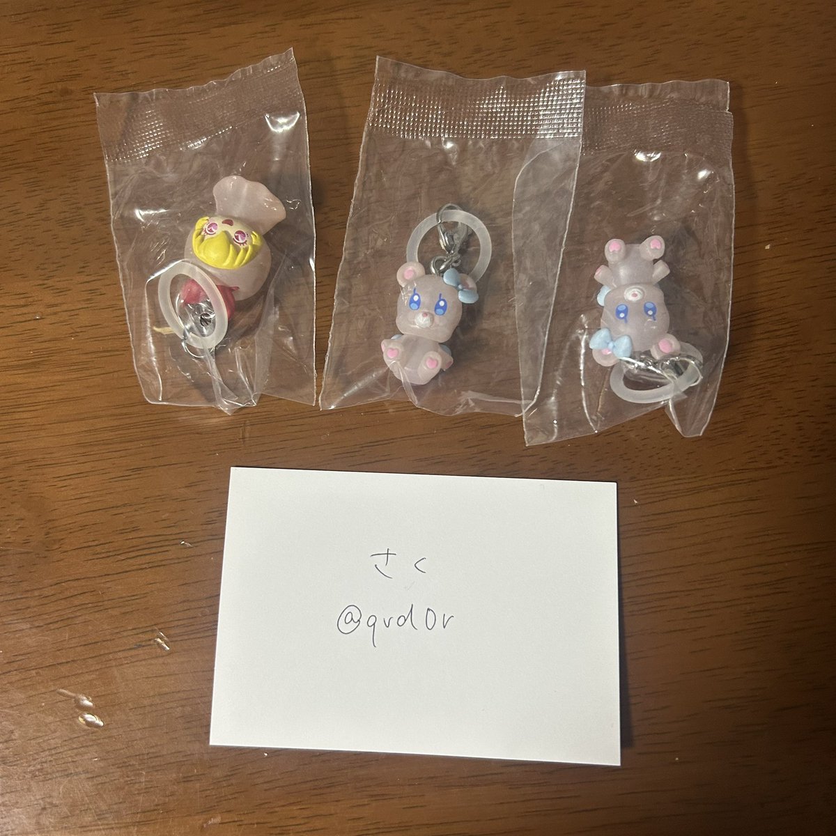 qvd0r's tweet photo. アイカツ めじるしアクセサリー めじるし 交換

譲：いちご エンジェリーべア
求：あおい 蘭 各1

郵送のみ

お気軽にお声掛けお待ちしております。 https://t.co/BgsnomDPgx