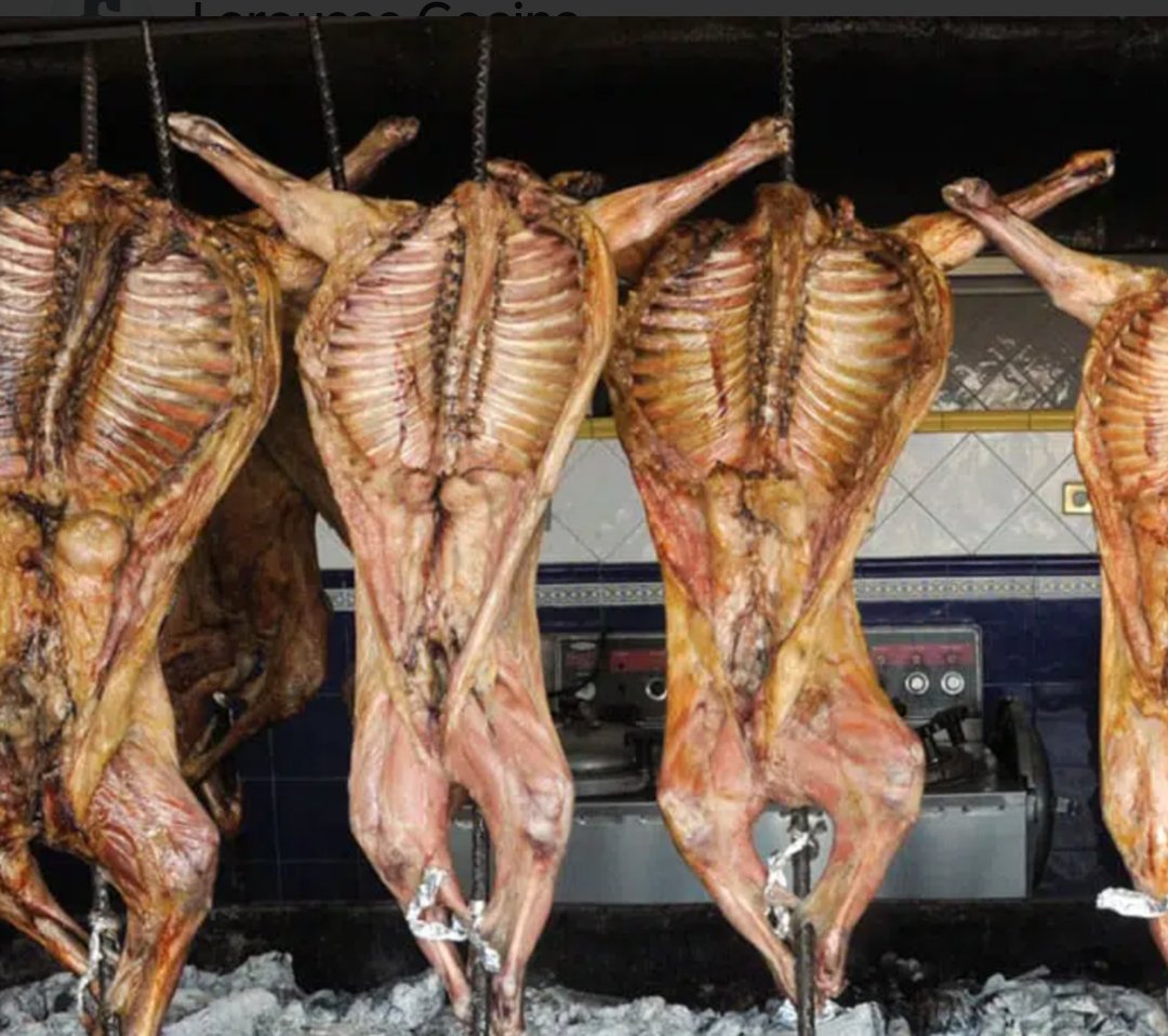 elcabritovudu's tweet photo. A ver raza... ¿A cuál le van?
#cabrito #fishandchips https://t.co/ChnmBeFPTV