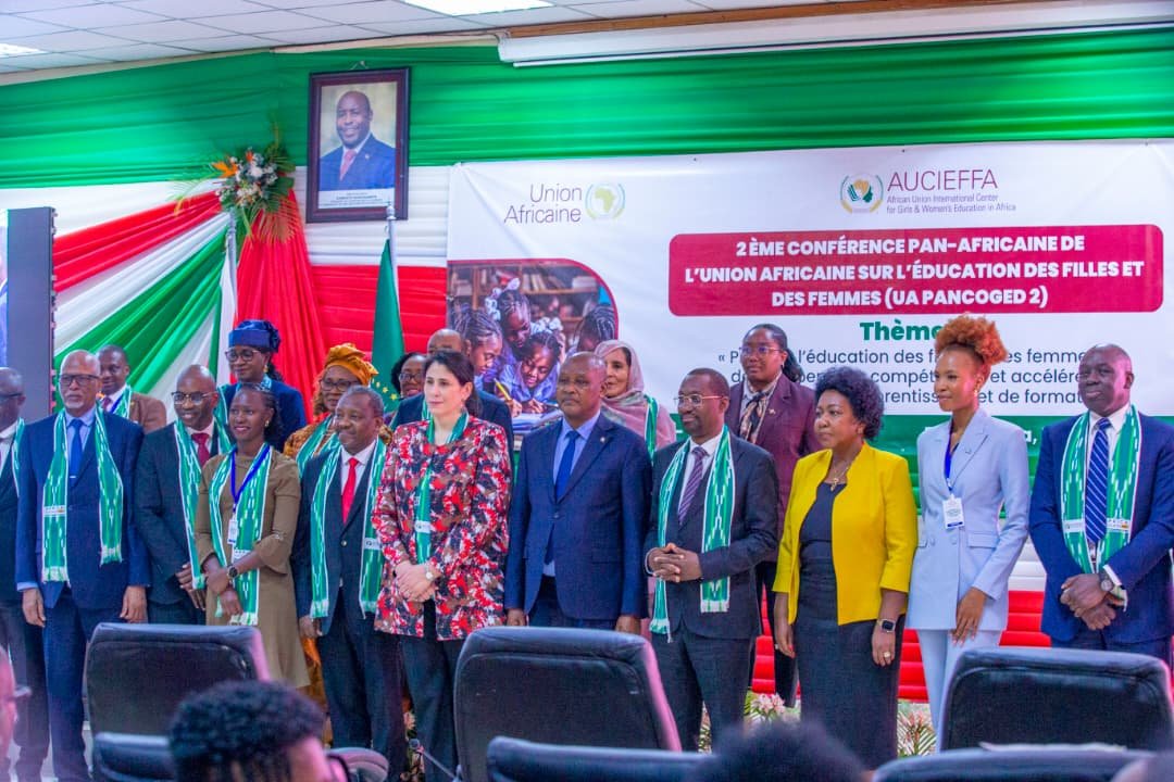 MENRS4's tweet photo. 3/3 Soulignons que cet événement continental a vu la participation de S.E Ambassadeur Selma Malika Haddadi,Vice Présidente de @_AfricanUnion et a été rehaussé par Son Excellence Monsieur leVice-Président de la République du Burundi, Prosper BAZOMBANZA. https://t.co/6QJxLnJDts