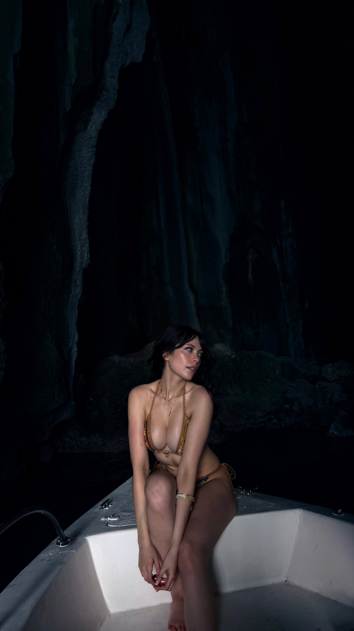 1 pic. exploring a secret lair https://t.co/LiBqISnuT4
