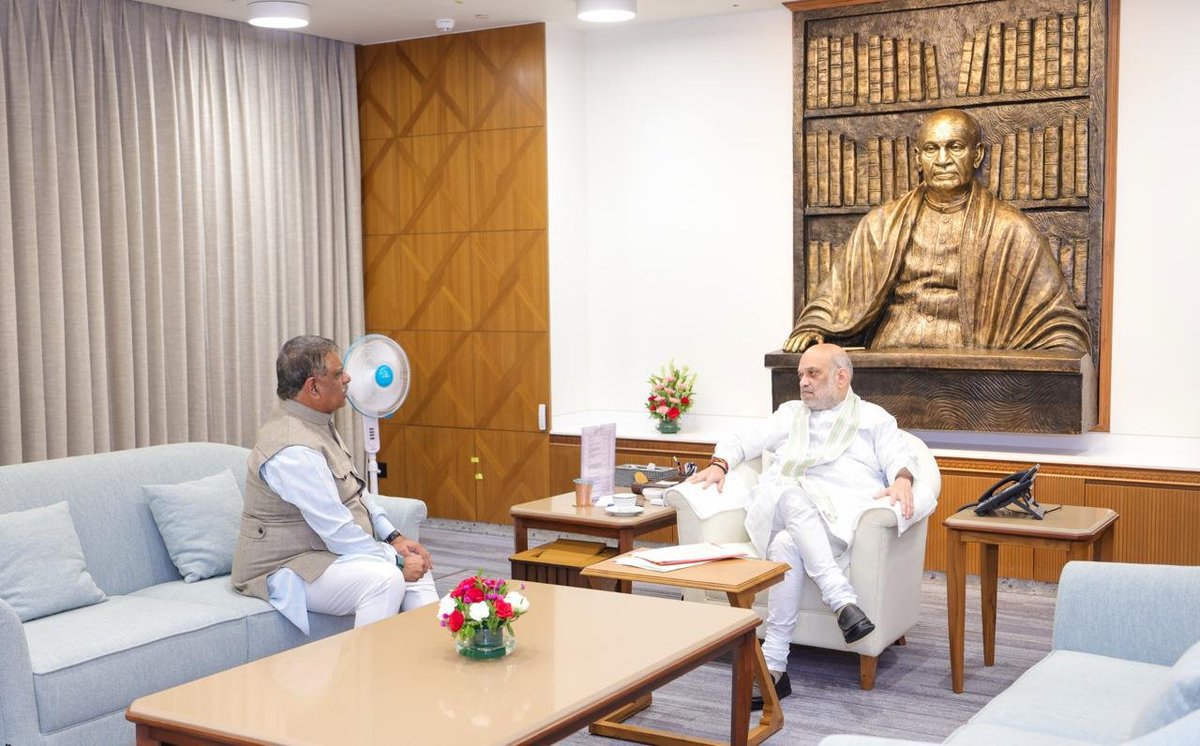 GautamPolitical's tweet photo. बस एक बार मालिक लगाम मेरे हाथ में दे दो मैं सबकुछ ठीक कर दूंगा... 

#राजस्थान https://t.co/SgzKF6lY06