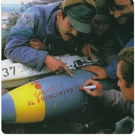 javicabj1_'s tweet photo. Para que no queden dudas sobre la postura correcta. Al país que invadió nuestro territorio y mató a nuestros soldados, ni un vaso de agua. 
Fuera piratas de Malvinas. https://t.co/CL4DXHOCZH