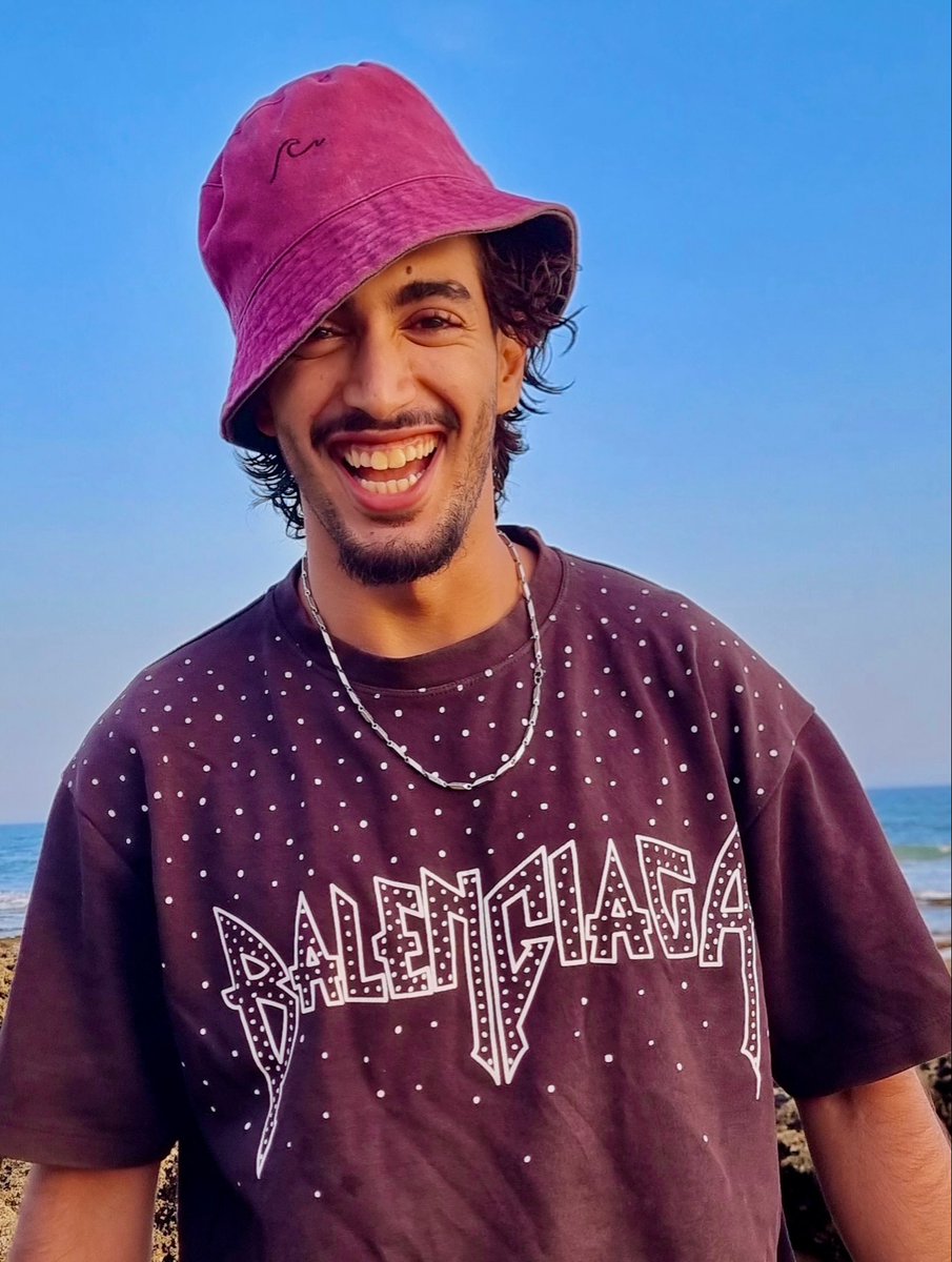 Elmehdila's tweet photo. 🖤🌊 https://t.co/yZ0EwWcePQ