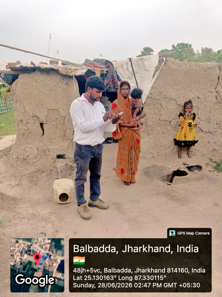 dcgodda's tweet photo. माननीय महोदय,
प्रस्तुत खबर का पूर्व में ही संज्ञान लिया गया है। प्रखंड विकास पदाधिकारी, मेहरमा द्वारा स्थल जांच पूर्ण कर ली गई है।
श्रीमती शोभा देवी का नाम प्रधानमंत्री आवास योजना के आवास प्लस सर्वे की सूची में दर्ज है। उन्हें आवास लाभ देने की प्रक्रिया प्रारंभ की जा चुकी है। https://t.co/1fUsKu9AyF