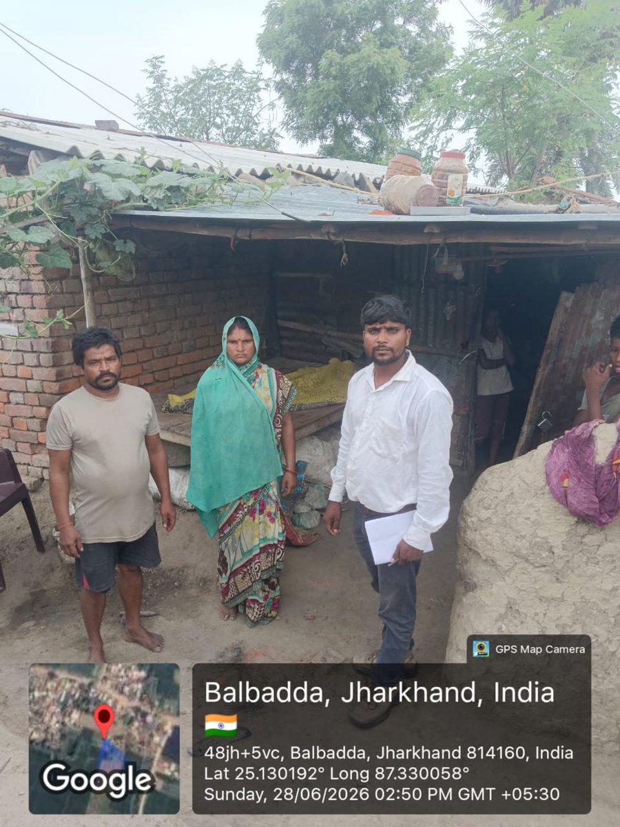 dcgodda's tweet photo. माननीय महोदय,
प्रस्तुत खबर का पूर्व में ही संज्ञान लिया गया है। प्रखंड विकास पदाधिकारी, मेहरमा द्वारा स्थल जांच पूर्ण कर ली गई है।
श्रीमती शोभा देवी का नाम प्रधानमंत्री आवास योजना के आवास प्लस सर्वे की सूची में दर्ज है। उन्हें आवास लाभ देने की प्रक्रिया प्रारंभ की जा चुकी है। https://t.co/1fUsKu9AyF
