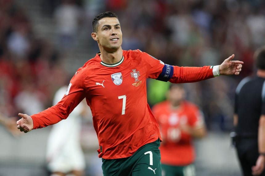 FRC_California's tweet photo. Let's go GOAT! This is your moment—make it unforgettable for generations. Let the fire burn hotter and unleash the beast! Keep moving against the current and make your own waves - succeed!!! @Cristiano https://t.co/mGv2lErbfa