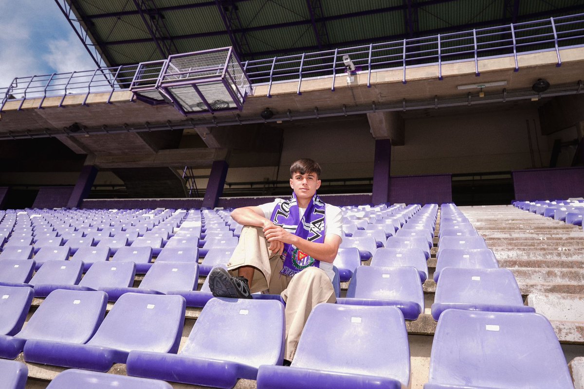 daniperez_8's tweet photo. Ready @realvalladolid 💜 https://t.co/h9aaSv310o