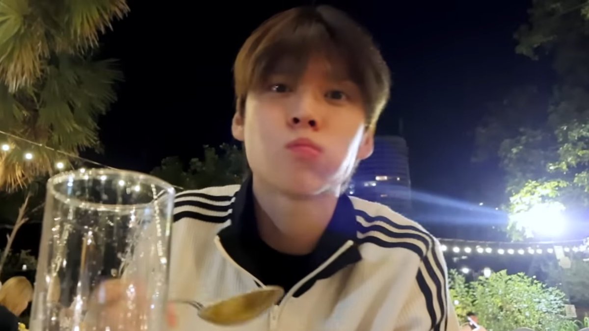 beenforseok's tweet photo. อย่าหยุดกินนะ https://t.co/MlYaJ8K6zj