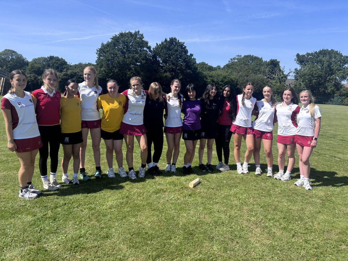 CorpusGirlsPE's tweet photo. Some superb fielding&amp; strong batting lead to a fantastic win for Yr10 Corpus rounders team against St John’s. Incredible catch for Hallie and a double out for Sophia on post 3! 
Fielder of the Match-Emily🌟
Batter of the Match-Oliwia🌟
Thank you @SJC_SportDept for the fixture! https://t.co/vM5gZZqxSo