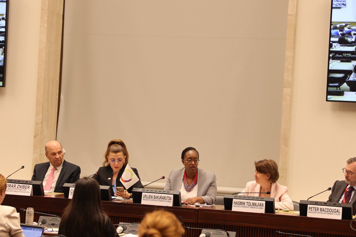RwandaInGeneva's tweet photo. En marge de #HRC62 à @UNGeneva, @OIFrancophonie, le Maroc 🇲🇦 , l'Arménie 🇦🇲 , le Canada 🇨🇦 , la France 🇫🇷 , le Liban 🇱🇧 et le Rwanda 🇷🇼 ont coorganisé un événement parallèle consacré à l’#AppelDeKigali, adopté lors de la 46ᵉ Conférence ministérielle de la Francophonie.

Amb. @UrujeniB a rappelé que les engagements politiques doivent se traduire dans les lois, être soutenus par des institutions, financés par des budgets dédiés et mesurés à l’aide de données, afin de produire des résultats concrets pour les femmes et les filles.

🤝 Le partage d’expériences entre les États francophones demeure essentiel pour accélérer les progrès vers l’égalité.

⬇️ Découvrez les principales priorités de l’#AppelDeKigali et visionnez l’intervention complète : https://t.co/KefoElpFu8