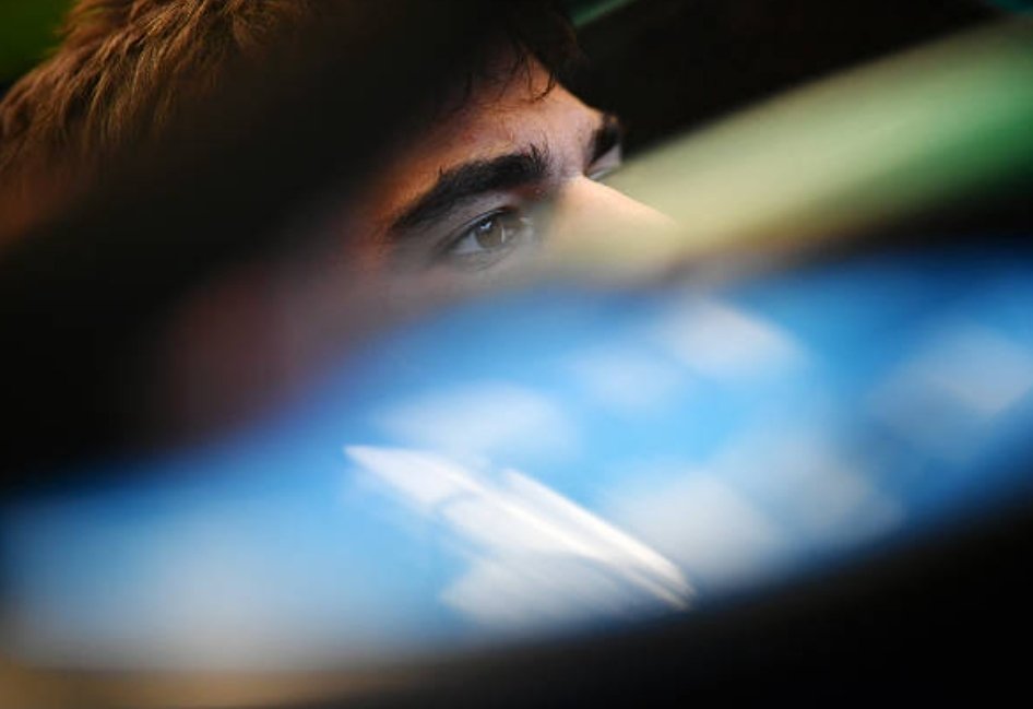 Patris357_'s tweet photo. More press Day #SilverstoneGP π¬π§ #LanceStroll #LS18 @F1 @AstonMartinF1 https://t.co/l2c8usHDEq