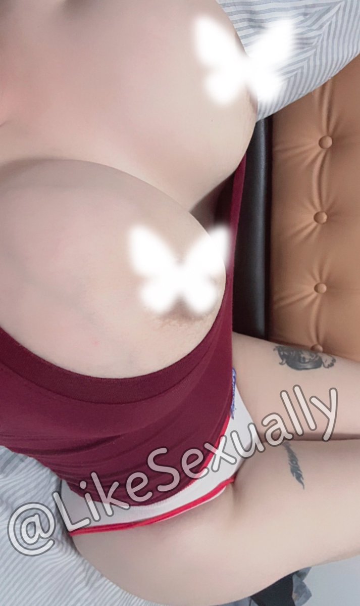 LikeSexually's tweet photo. ไม่มีใครอยากลองกระแทก “หีอวบ” บ้างหรออ 🔞💦

#หีอวบ #สาวอวบน้ำเยอะ https://t.co/cegpUiFae5