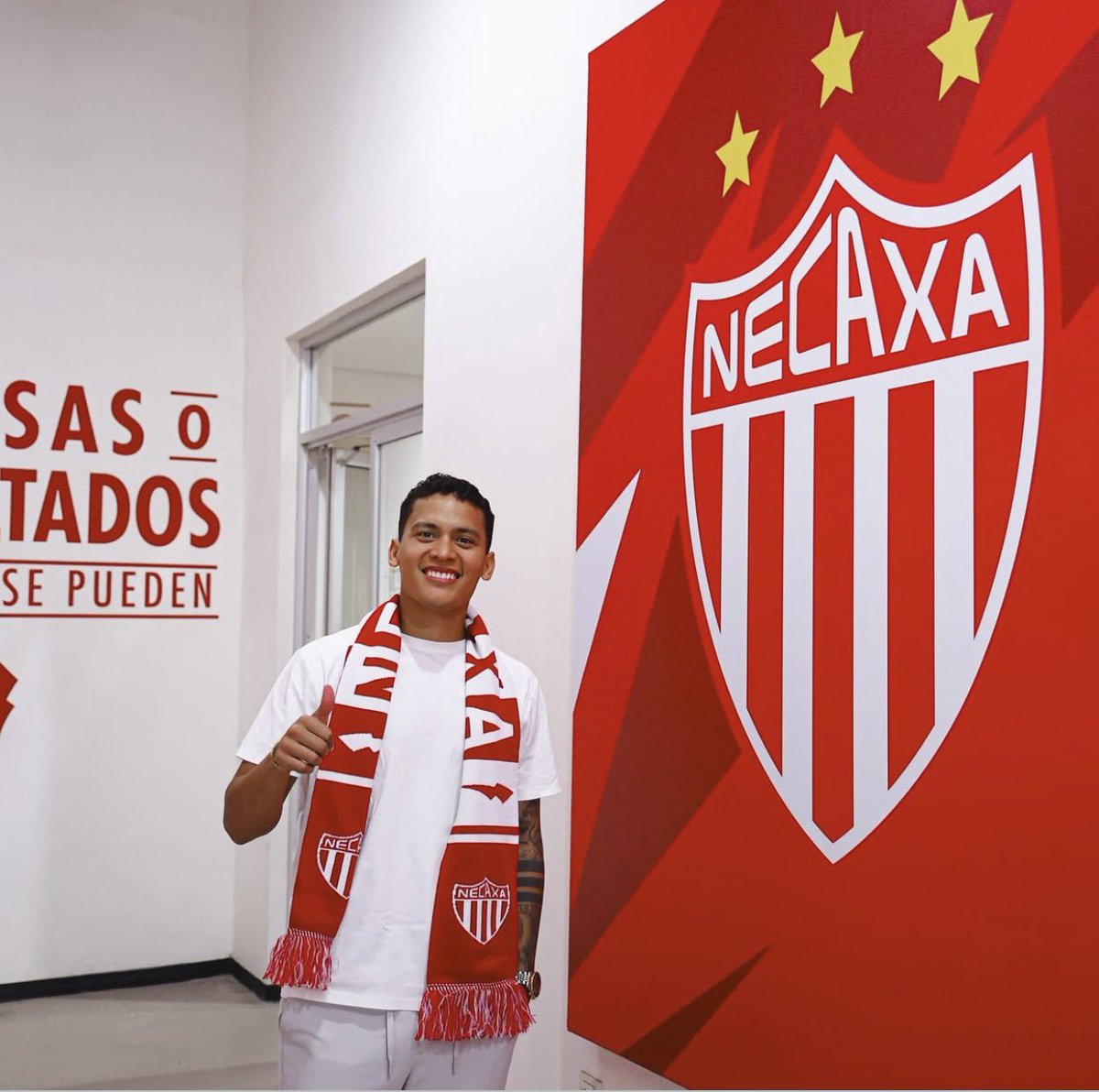A_EsparzaOteo's tweet photo. MAURO ZALETA: 

Se va a préstamo con opción de compra a Necaxa. https://t.co/Y6U57hxGgx