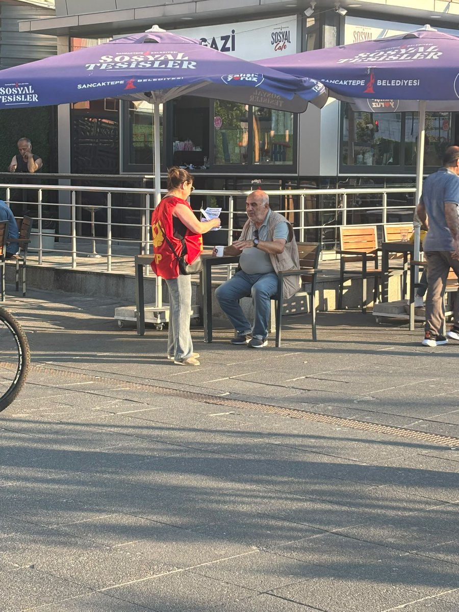 SarigaziSemtEvi's tweet photo. Eli kanlı terör örgütü Nato’tu ülkemizde ve bölgemizde istemiyoruz.

Gittiği her yere savaş, ölüm, yıkım, yoksulluk ve sefalet götüren bu terör örgütüne karşı tüm halkımızı Nato’ya karşı yürüşüye çağırıyoruz. https://t.co/AycIasDS76