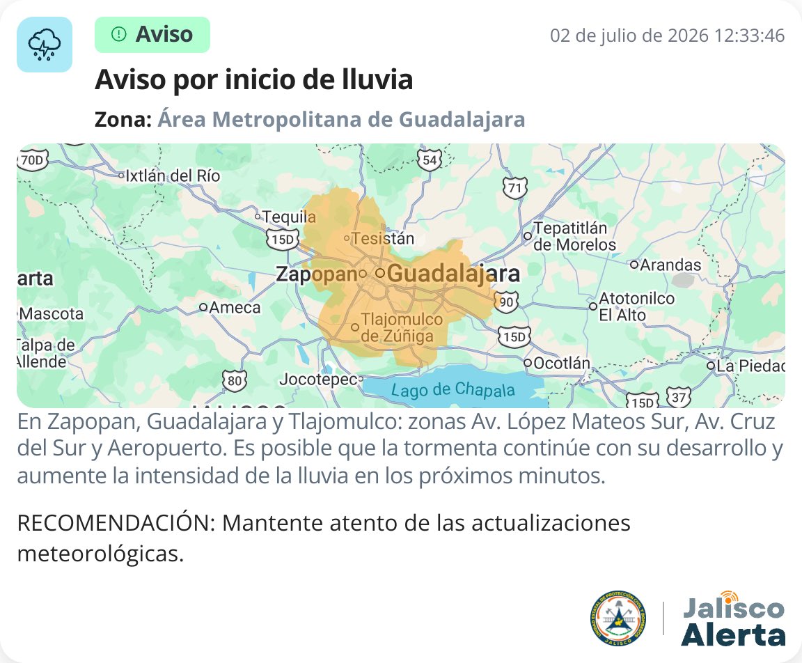 jaliscoalerta_'s tweet photo. 🌧️ #AvisoMeteorológico | Inicio de lluvia en el AMG

Se registran lluvias en Zapopan, Guadalajara y Tlajomulco, principalmente en las zonas de Av. López Mateos Sur, Av. Cruz del Sur y el Aeropuerto.

⛈️ Es posible que la tormenta continúe desarrollándose y que la intensidad de la lluvia aumente durante los próximos minutos.

Recomendaciones:
🚗 Conduce con precaución y reduce la velocidad.
🌊 Evita cruzar vialidades inundadas o con corrientes de agua.
📲 Mantente atento a las actualizaciones meteorológicas y a las indicaciones de Protección Civil.