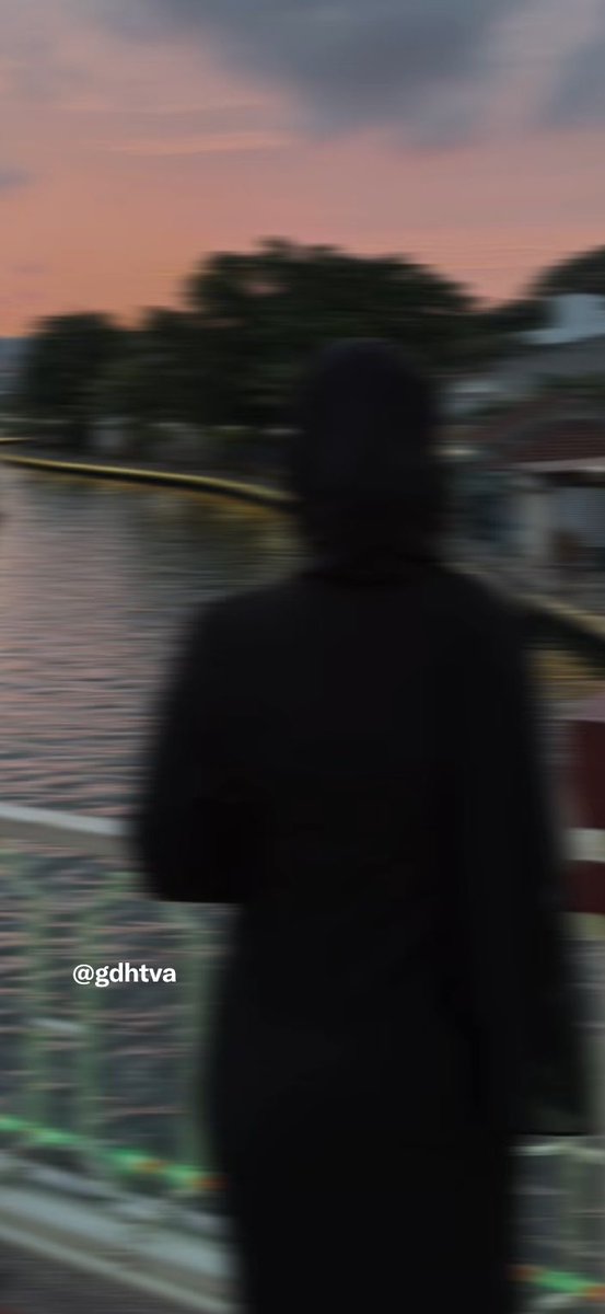 gdhtva's tweet photo. kalau open service dekat melaka ada yang on ke? alang alang tengah cuti dekat melaka ni 🙂‍↔️ https://t.co/USCc05LuhK