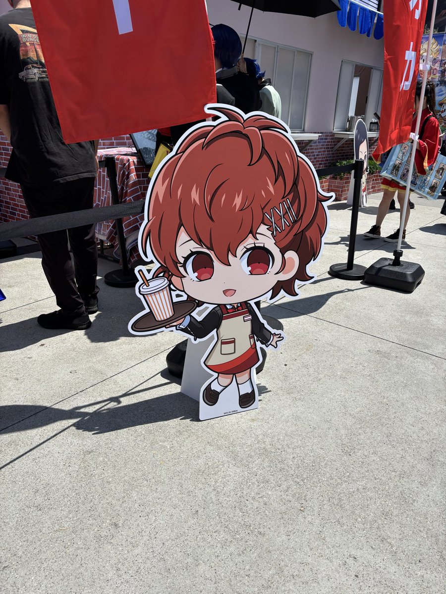 faeriedoodles's tweet photo. CELEBRITY SIGHTING!!!! https://t.co/Qjru9ljUn3