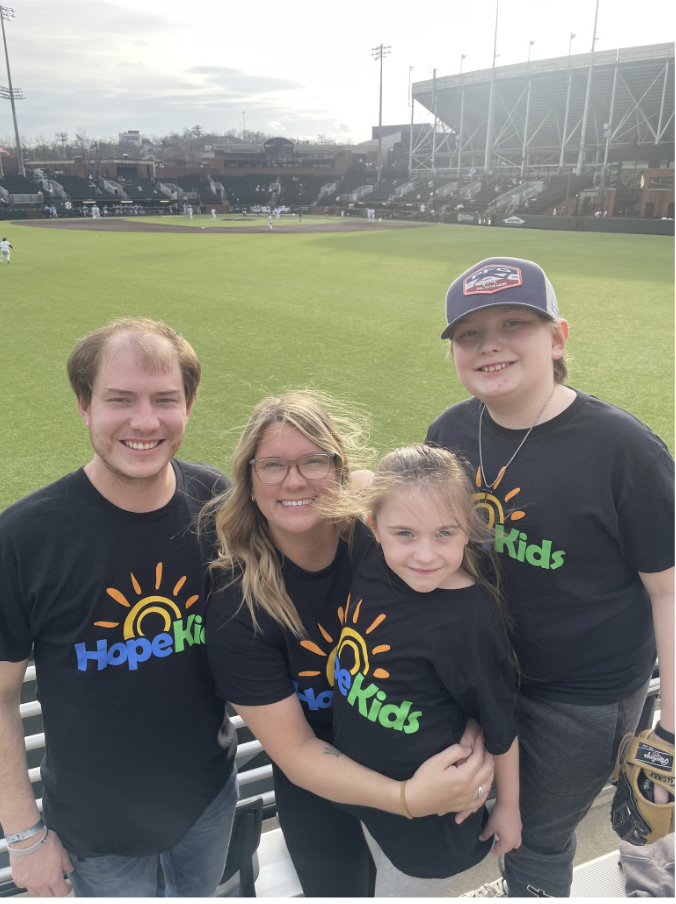 BigAdventures_'s tweet photo. Another great season of Vanderbilt Baseball is in the books, &amp; it was a pleasure partnering with Nashville-area nonprofits to send Adventurers &amp; their families to cheer on the @VandyBoys . Many thanks to the Middle Tennessee Chapter of HopeKids for sharing these terrific pics! https://t.co/3QuA6Li3NB