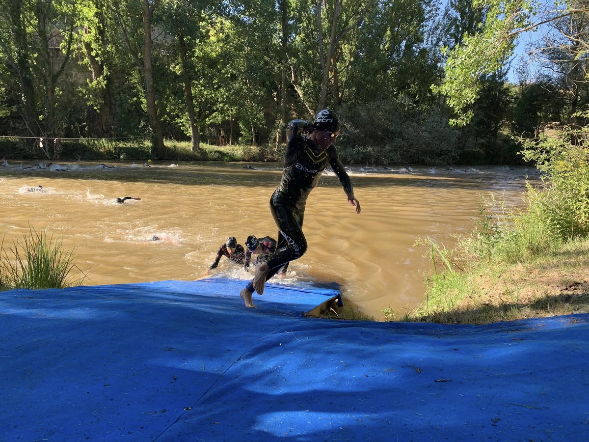 fedetriatloncyl's tweet photo. ‼Participas este fin de semana en el 🏊♀️🏊🚴♀️🚴🏃♀️🏃 de Almazán
Pues ya tienes colgada la información técnica
https://t.co/2PaDp7rpUp
Echa un 👀 y ten claro cómo va todo
#triatlon #clasificatorio #ctoÑ #somostriatlon https://t.co/Wvj8qmLPYl