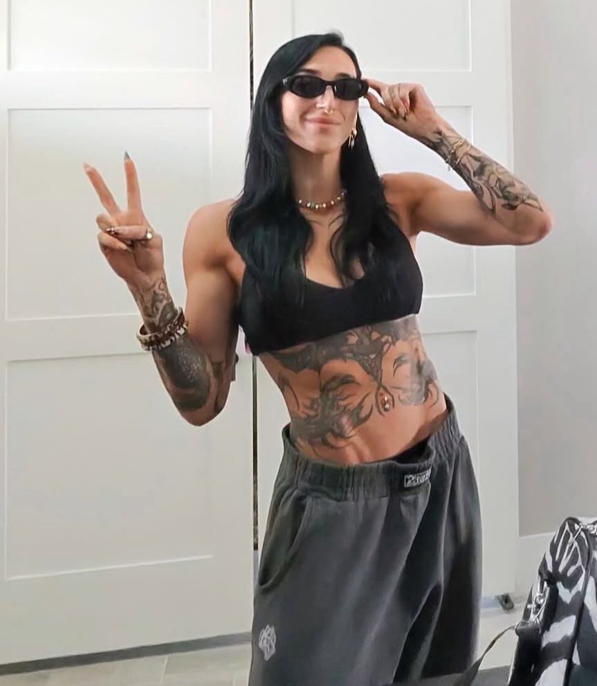 punksbrutality's tweet photo. 🖤✌🏼 https://t.co/9d38OG2ceY
