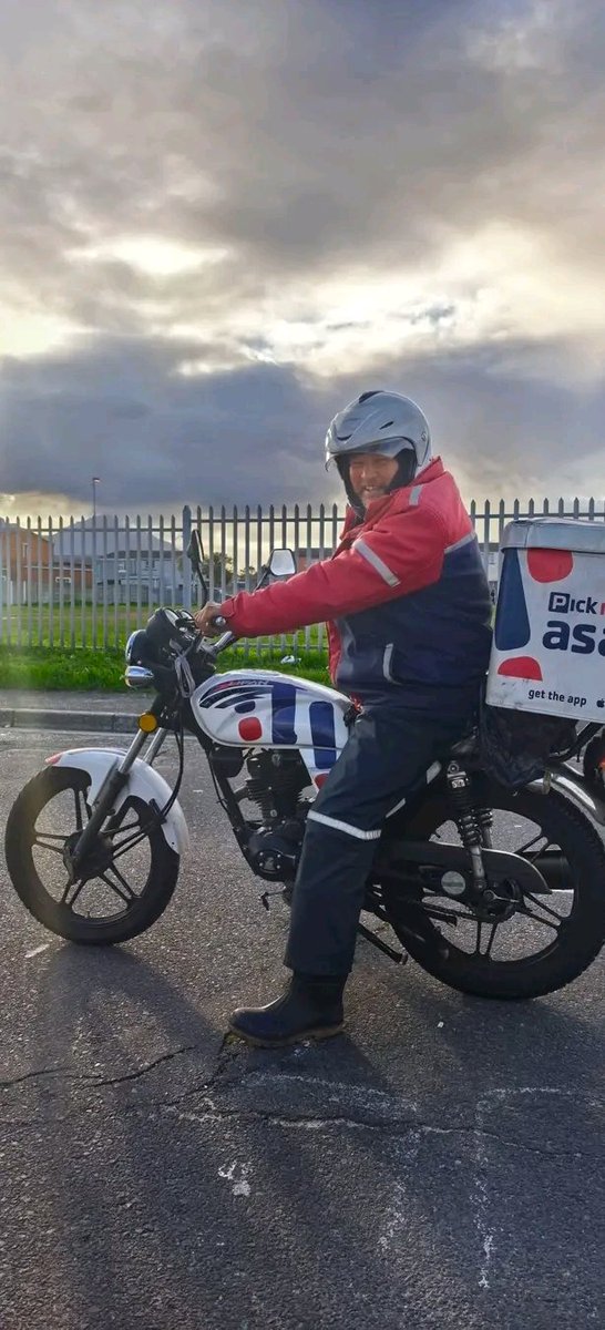 joy_zelda's tweet photo. @JacintaNgobese This wouldn't be Possible!! Without you. The first time I've ever seen a Coloured delivery guy!! . Thank you for fighting for all of us 🙏❤️🔥 Creating jobs for our South Africans 🙏

Wrote:  Monroe Morne Magab Maart https://t.co/0FDCKpu5lc