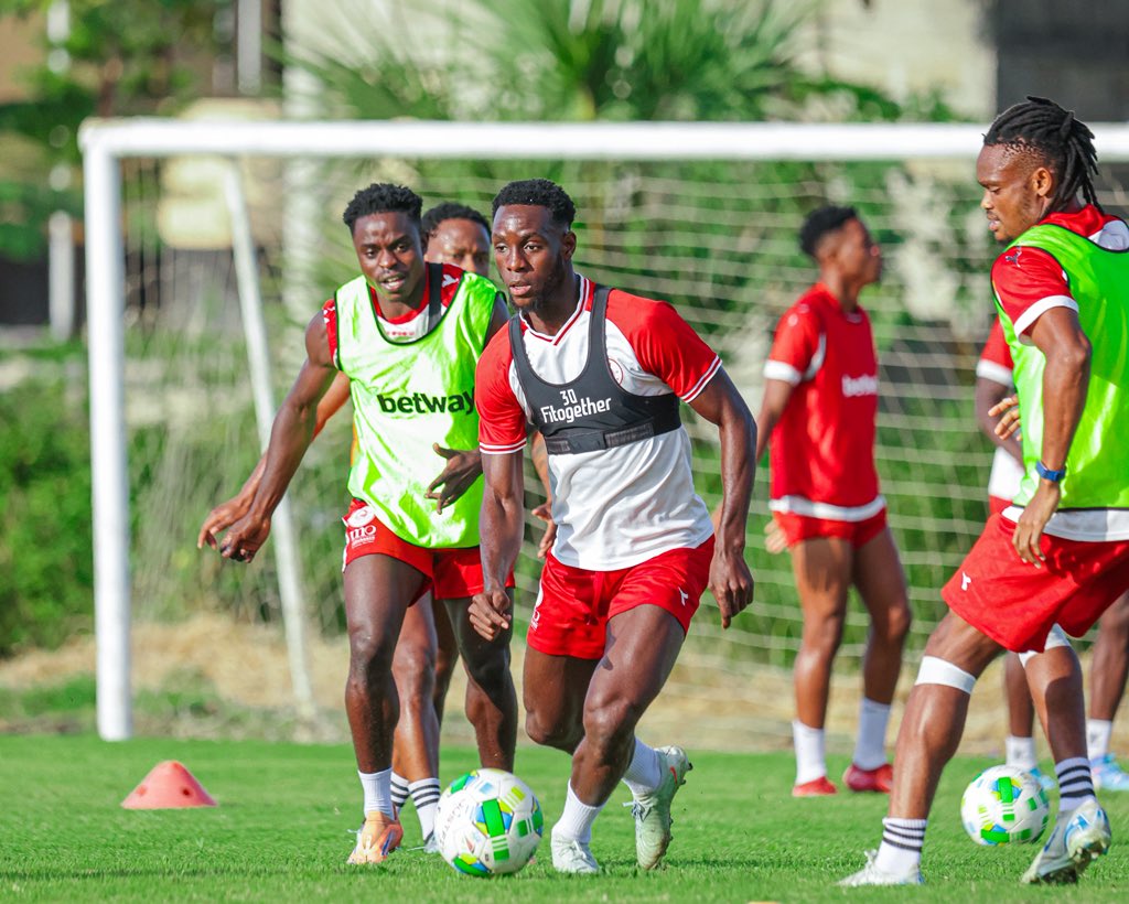 SimbaSCTanzania's tweet photo. Maandalizi ya fainali 💪 #NguvuMoja https://t.co/7wRS1jBxll