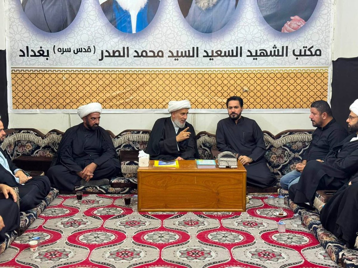 MDylilha's tweet photo. 🔴 الشيخ حسن العذاري يجتمع في مكتب السيد  الشهيد الصدر في بغداد للتحشيد لتظاهرات يوم غد https://t.co/jELL8HRDX0
