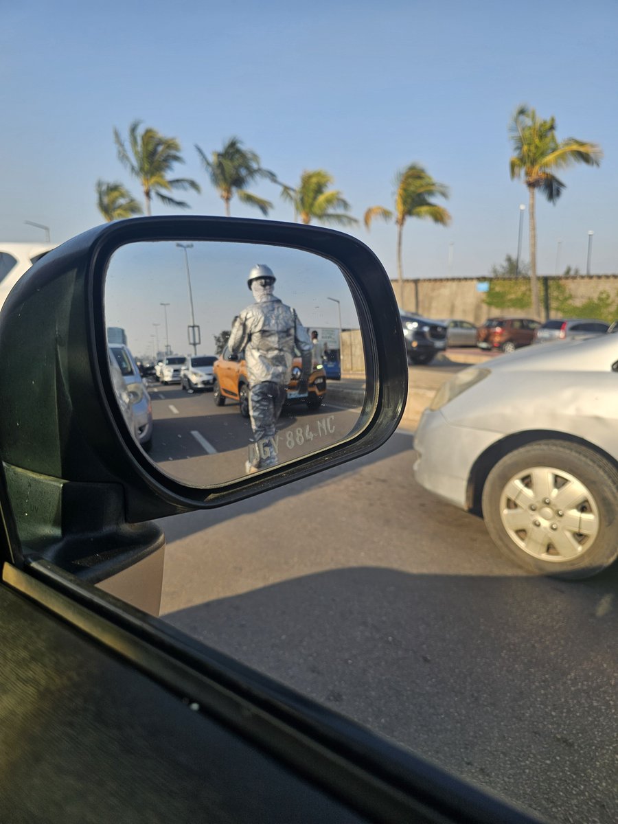 luisnhachote's tweet photo. Arte urbana #Maputo #StreetObserver https://t.co/VKy5zHjngk
