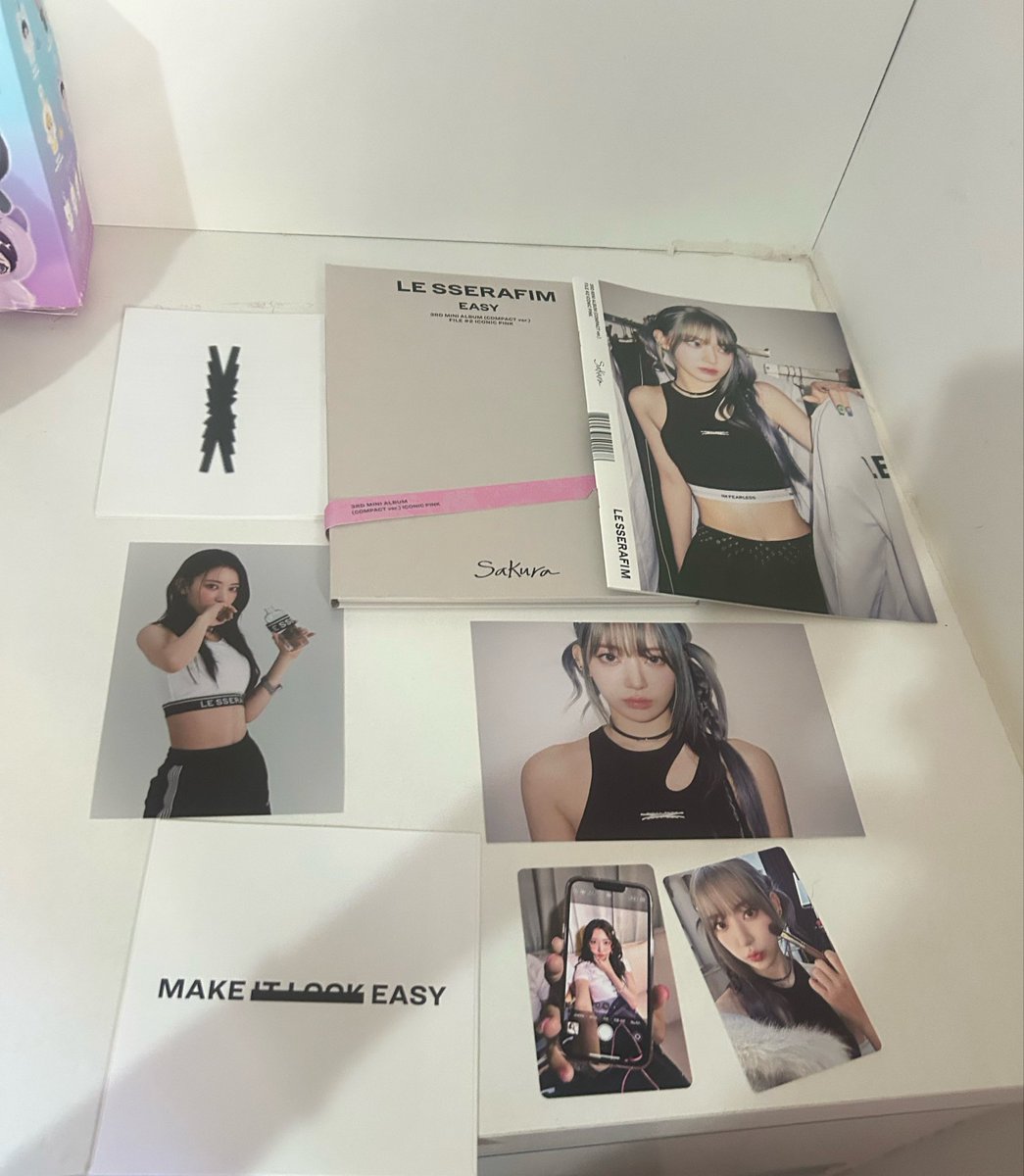 domenatsu's tweet photo. pf ajuda com RT 💕

pessoal eu to desesperada e desfazendo de algumas coisas das minhas coleções :(
tem bastante álbuns do lesserafim por preço baixo com photocard, e coisas fofas p qm quiser ver to colocando no enjoei e olx: 

https://t.co/2zB6iggPF6

https://t.co/PjLxMYRdIj https://t.co/9Isv07vzzy