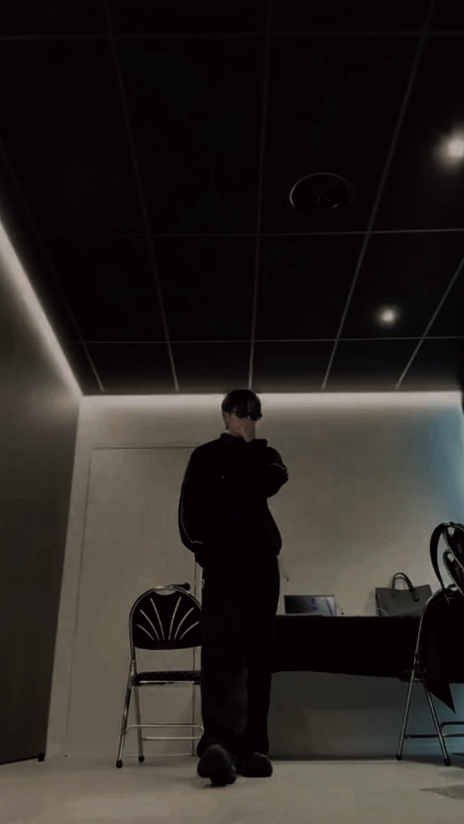 jveonmx's tweet photo. Energy on cue.
#JK https://t.co/G3TXCxPfJd