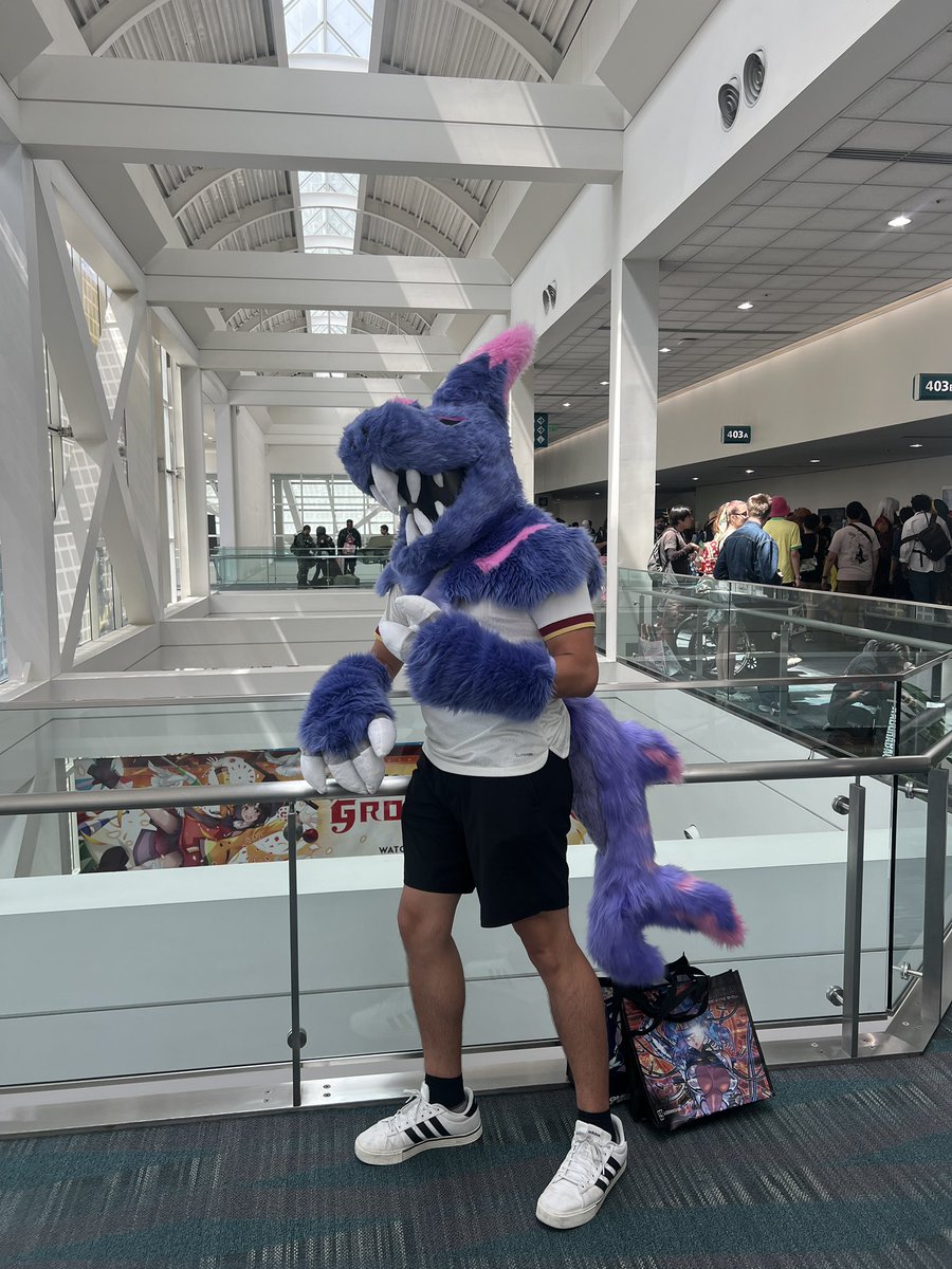 DoomerGoobr's tweet photo. THE BOY IS DONE!!!! IN TIME FOR AX26!!!
#fursuit https://t.co/YR1byXYClb