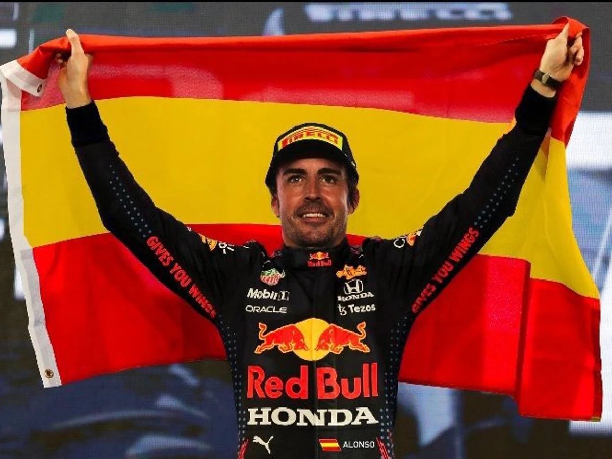 AntonioPadron17's tweet photo. Himno de España y de Austria seguidos

dejadme solo 💔 https://t.co/BQgp6CpL1f
