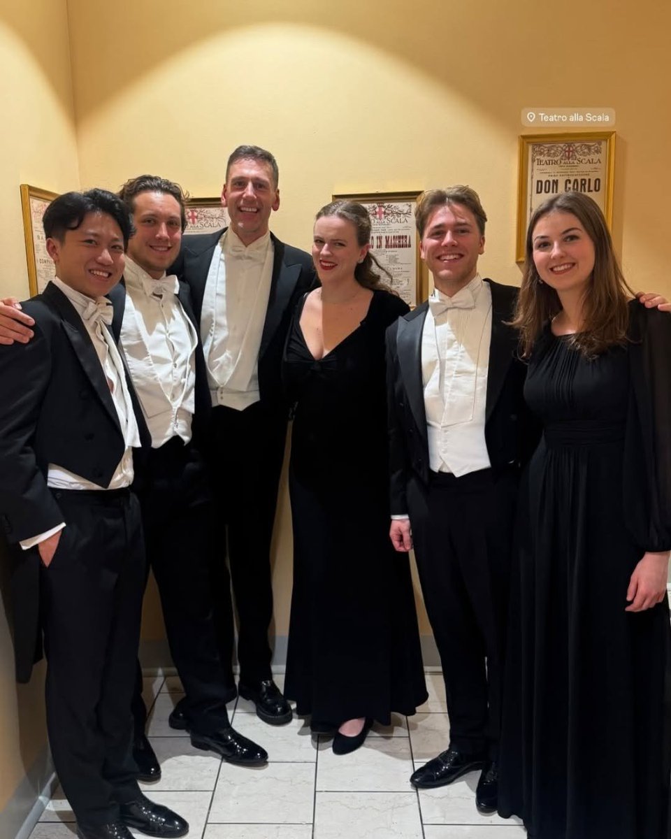 mco_london's tweet photo. We’re very proud of this year’s Monteverdi Apprentices 🥹 

A year of masterclasses, concerts, and tours culminating in their very own recital at @smitf_london

📅 9 July
🔗 https://t.co/uujkXumFBE

📸 Performance photography © Paul Marc Mitchell https://t.co/ILT2YKwfoK