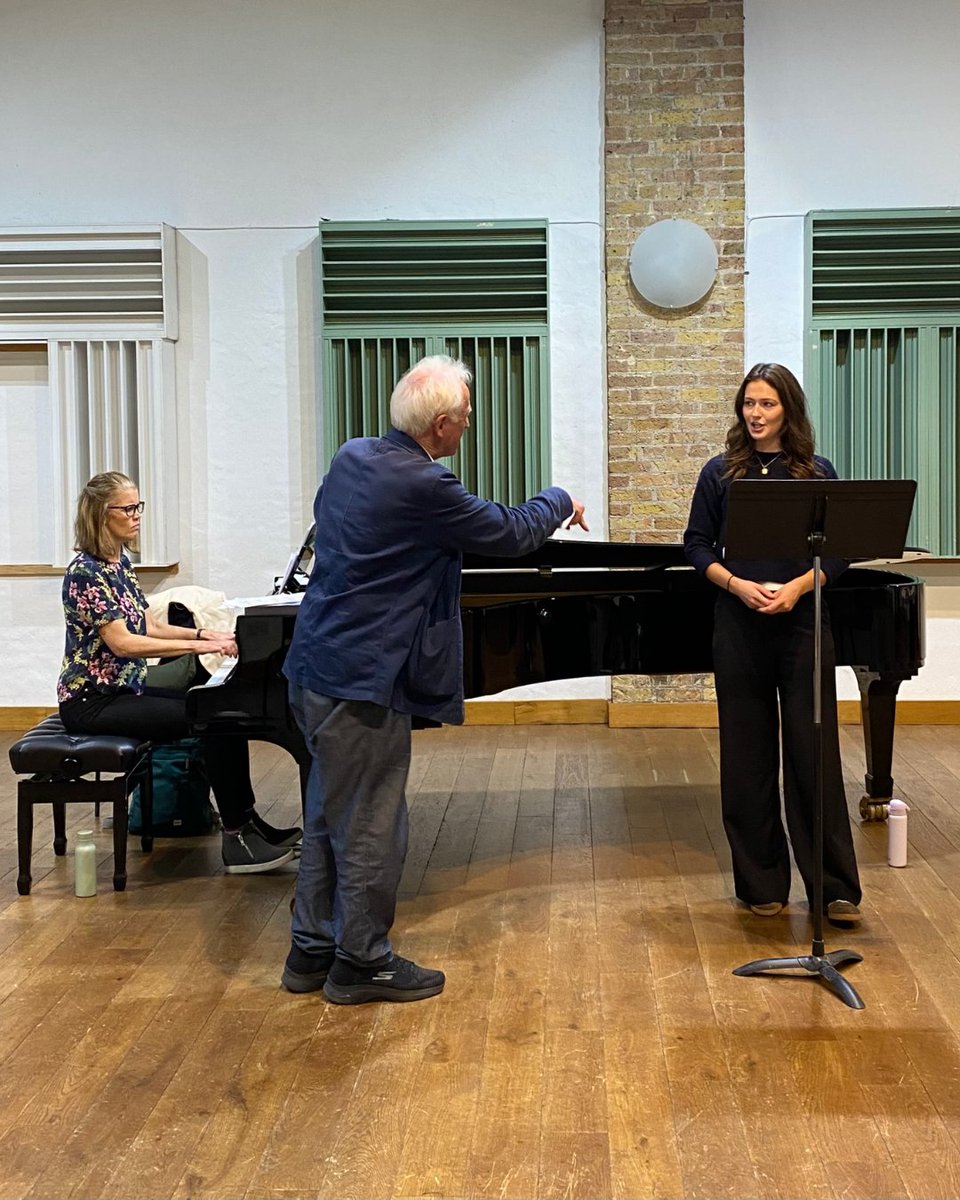 mco_london's tweet photo. We’re very proud of this year’s Monteverdi Apprentices 🥹 

A year of masterclasses, concerts, and tours culminating in their very own recital at @smitf_london

📅 9 July
🔗 https://t.co/uujkXumFBE

📸 Performance photography © Paul Marc Mitchell https://t.co/ILT2YKwfoK