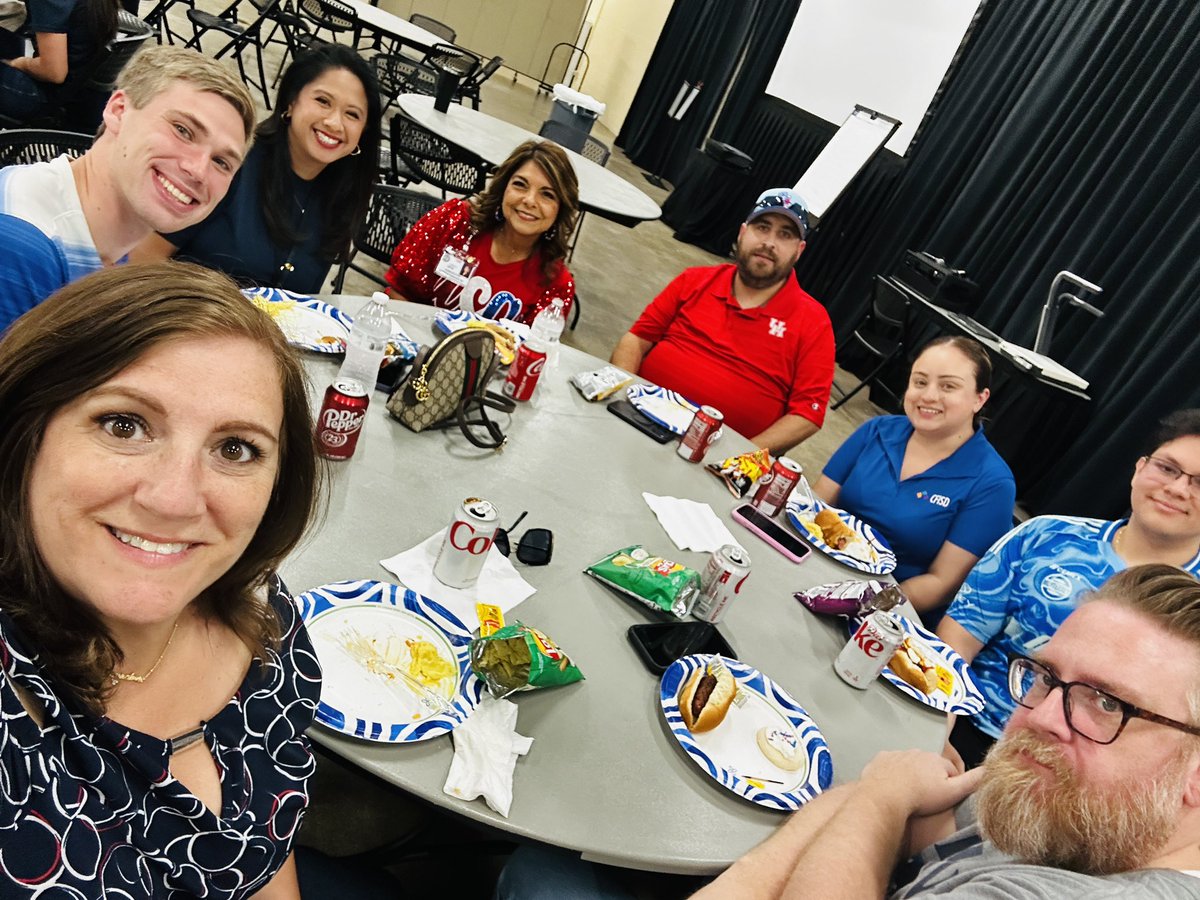 CFISDRosario's tweet photo. Thank you for inviting us to the @CFISDAthleticsโ Department 4th of July Cookout! ๐Nice seeing everyone there! The hot dogs ๐ญ๐ญ were perfect ๐ #CFISDspirit ๐ #CFISDcommsquad @BerryCenter @CyFairISD https://t.co/qAbM7uN7y8