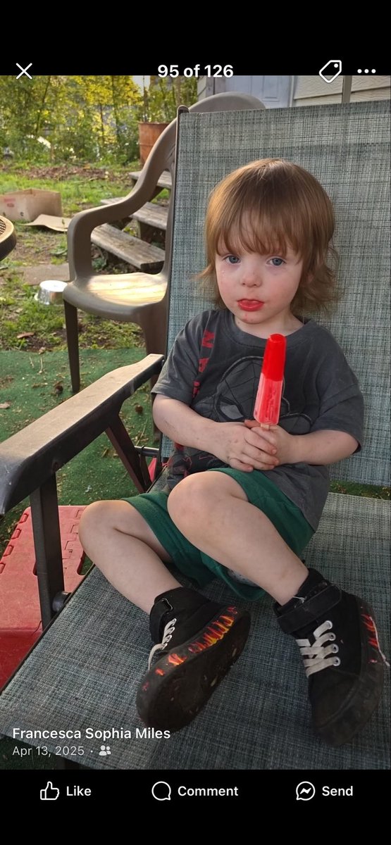 _luxdoll's tweet photo. My bday &amp; a year later. I hurt. JJ hurts. It’s not us I worry over. It’s his mom, dad, sister I worry over. JJ will have peace &amp; I will be busy getting Jojo to school w/everything she needs. They both just lost their dads &amp; Johnny lost his mom right after. I can’t fill that void. https://t.co/10Tv468Qsj