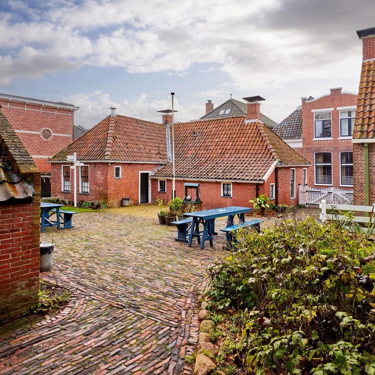 SwannyBeukema's tweet photo. Welkom in Warffum
Kom ons bezoeken en laat je verrassen.
Openluchtmuseum Het Hoogeland, een super leuk uitje voor jong en ouder.
https://t.co/yLb9kwUOak
#openluchtmuseum #uitje #Warffum #Groningen #wandelen #fietsroute #museum #erfgoed #terras #museumjaarkaart
#dagjeweg https://t.co/o3FVWvbvkH