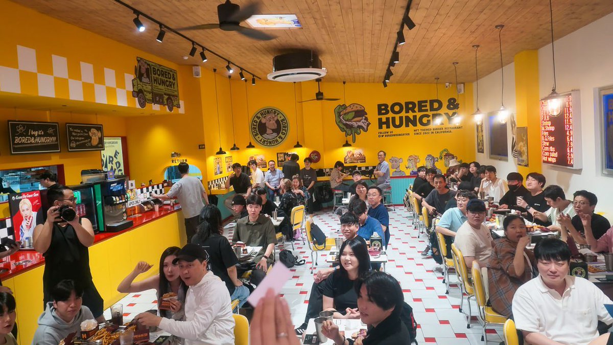 KiKi_Blockverse's tweet photo. One thing I’m confident about in Korea @BorednHungry 

Juicy, thick patties. Crispy fries that hit every time 🍔

It almost feels like a mini ApeFest with @BoredApeYC 

Our Asia tour has come to an end, but this isn’t the end.

We’ll be back, bigger and louder. 

Irl is the alpha https://t.co/zBfK0fTgIS