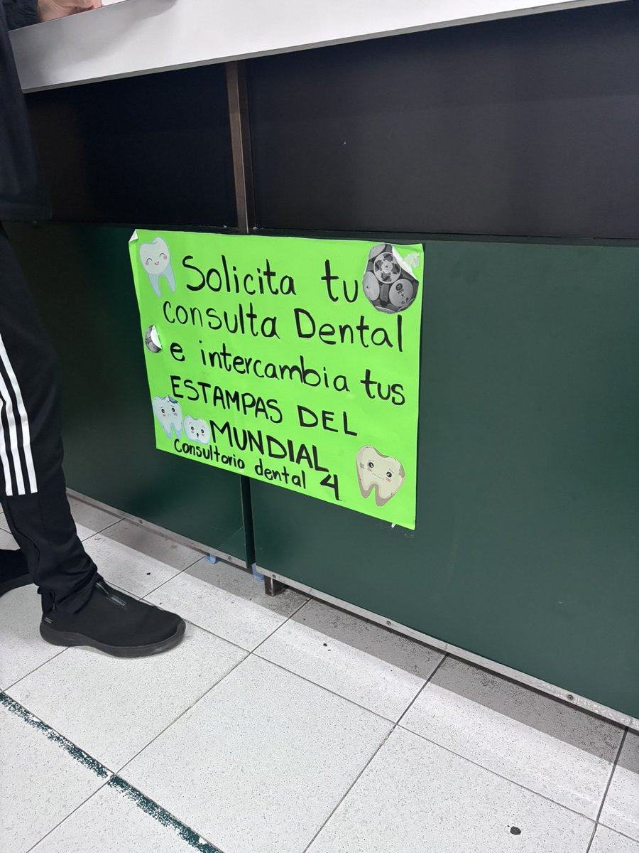 HamiltonViur54's tweet photo. Seguro en 🇩🇰 también intercambian sus estampitas del mundial, que belleza la 4T y sus “servicios hospitalarios iguales que Dinamarca” hoy 2 de Julio por la mañana en la clínica 17 IMSS alcaldía Miguel Hidalgo 
@CarlosLoret @latinus_us @VILLALVAZO13 https://t.co/6dsN8lcOPM