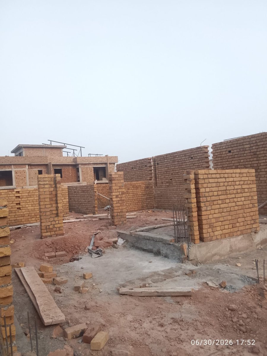 ClayPvt's tweet photo. Work has started on our Residential Project in Park View City, Islamabad. 

#Construction #Contractors #ConstructionManagement #ConcretePouring #ParkViewCity #SiteUpdate #ClayfortEngineering https://t.co/ccclW2YXpS