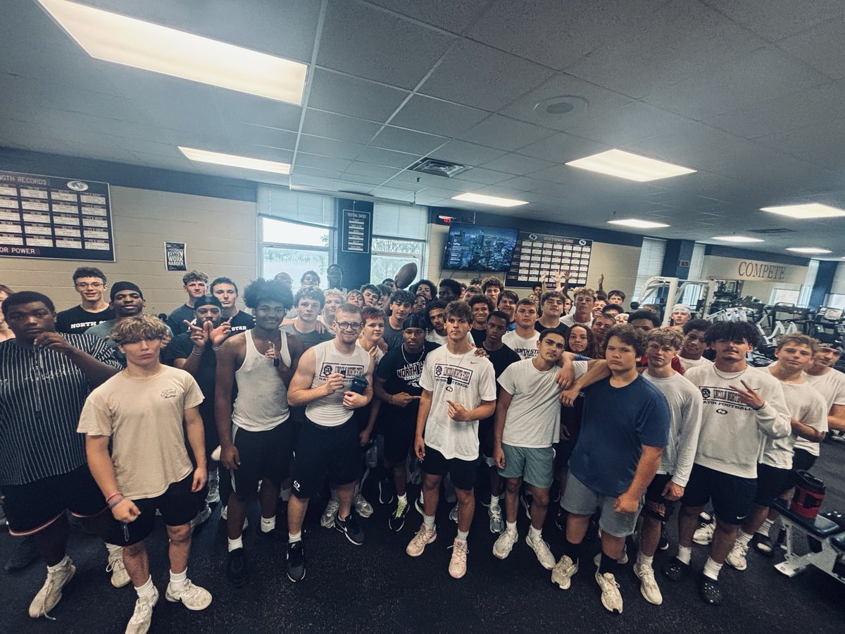 LNSFootball's tweet photo. Another week in the books. 

Shoutout to Eli, JaKobe, Jerome, JaMario and Ian for earning dawgs of the week honors. These guys are trending in the right direction. 

Have a great holiday weekend! 
🐊🏈 https://t.co/NXVZ5cmA8v