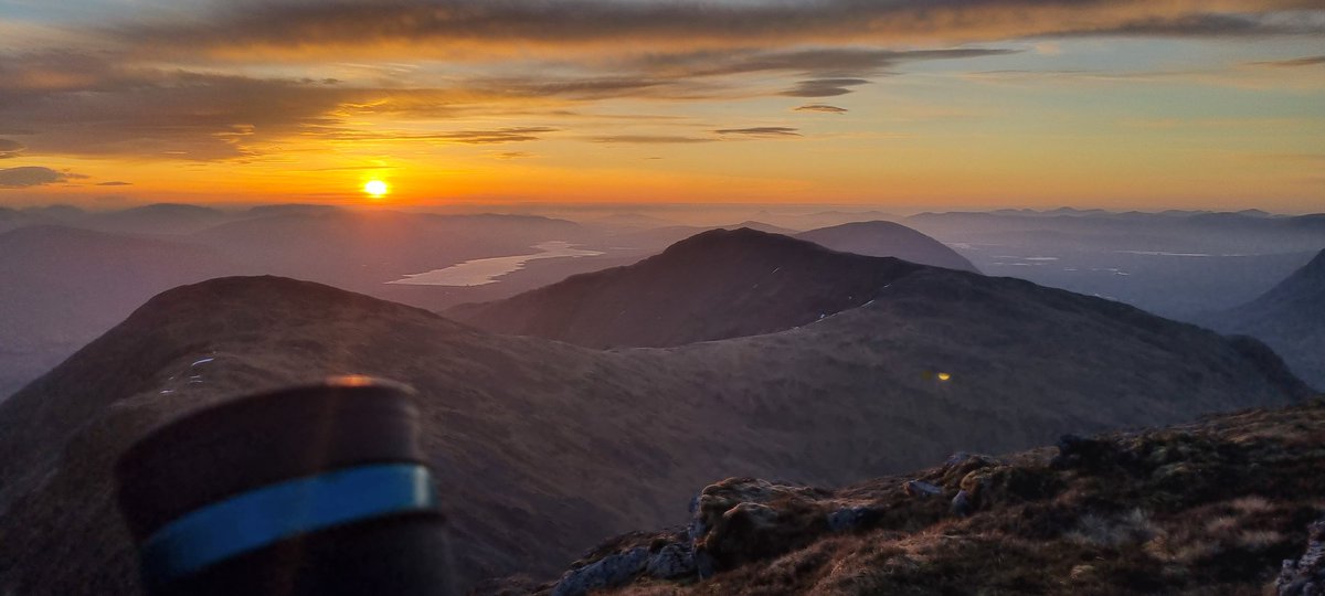 Mountaingoat86's tweet photo. Summer in the Scottish Highlands can be the most beautiful place on earth.

🏴󠁧󠁢󠁳󠁣󠁴󠁿📷🌄 https://t.co/K386lMiXGG
