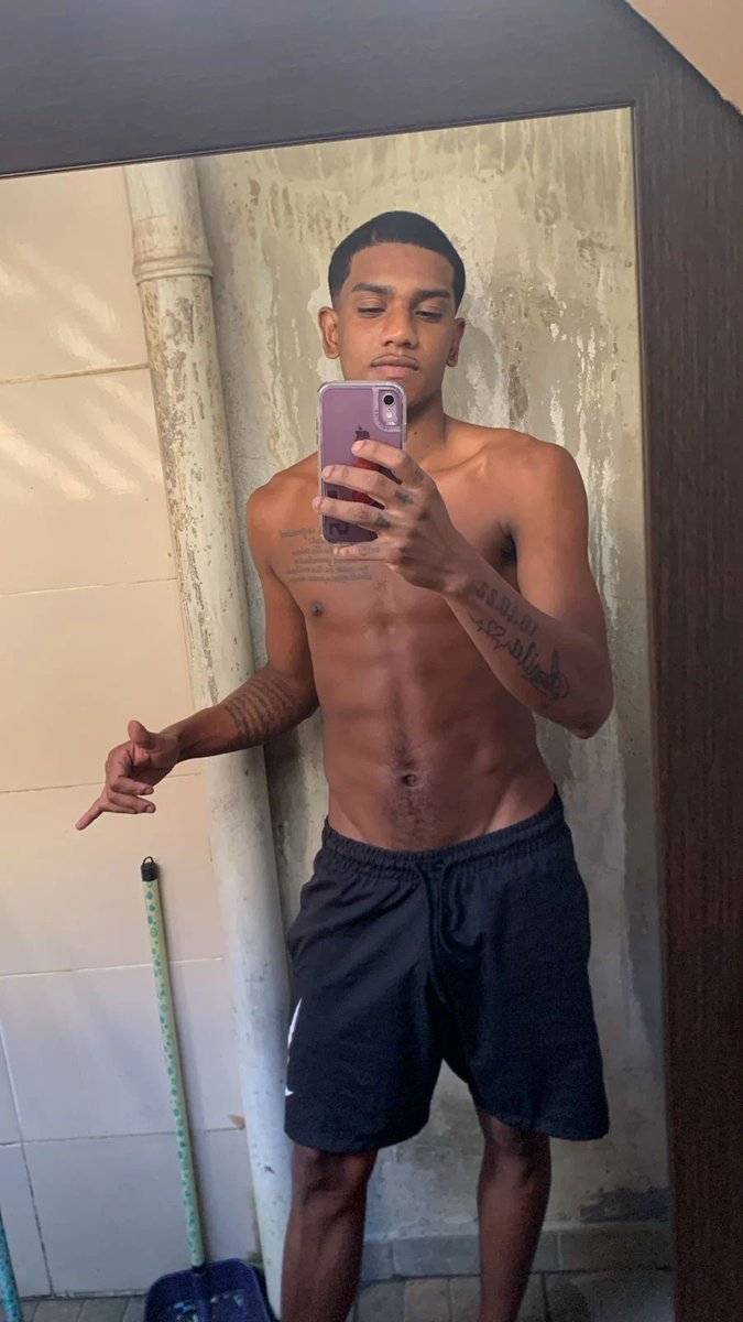 dgcriadofim's tweet photo. Bela tarde❤️‍🔥 https://t.co/9bnDrXNmuq