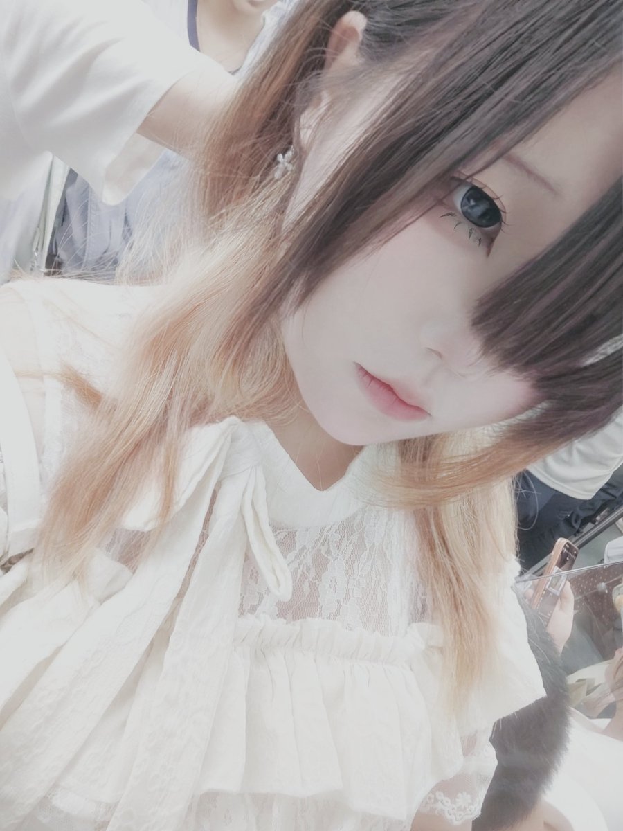 Ee0610sleep's tweet photo. え…… https://t.co/zxZkGfcccx