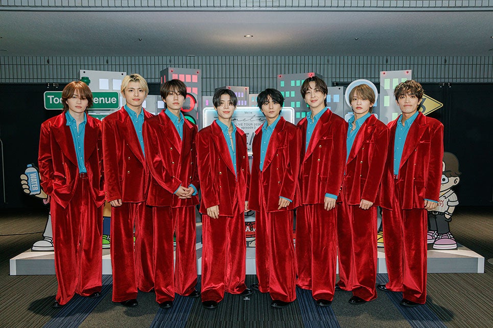 modelpress's tweet photo. 【timeleszツアー直前囲み取材／前編全文】

timelesz猪俣周杜「タイプロ」ぶり
染髪でハイトーンに💛
「昨日の夜中に染めに行きました」

菊池風磨感心の理由とは❓
https://t.co/fkXR3vXFro

◻️菊池もイメチェン
「雰囲気を柔らかくしようと」
◻️佐藤勝利、年下組に感じた成長

#timelesz_episode2 https://t.co/KEL5PjpPTo