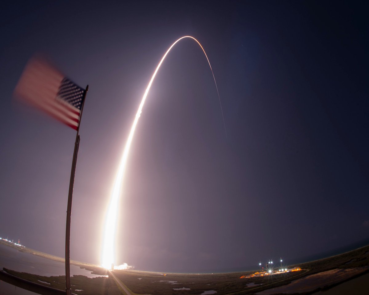 northropgrumman's tweet photo. Another launch in the books. Five of our GEM 63 boosters helped @ulalaunch Atlas V send 29 @AmazonLeo satellites into space while our propulsion tanks on the Centaur Upper Stage get them into the proper orbit, growing the constellation to more than 350 satellites. https://t.co/kbxeetKBTn