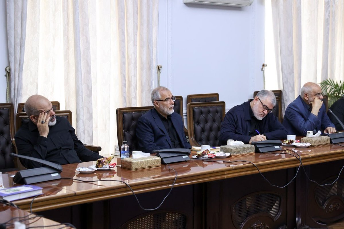 سی سی خانوم tweet media
