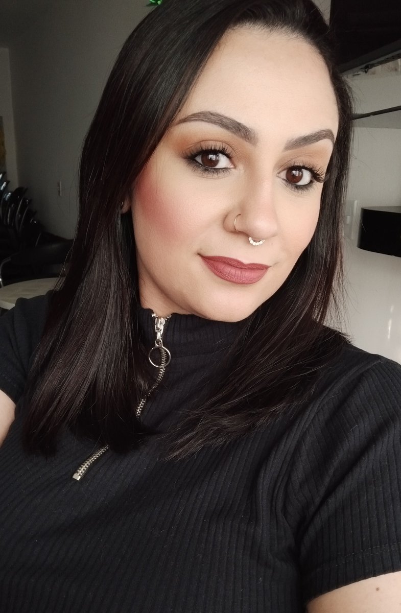 ladydarknessOF's tweet photo. Hoje acordei no modo: me admira de longe ou vem conversar ππ€
#BoaTarde #DarkBeauty #AltGirl #BlackStyle #Selfie #XBrasil #Rockeira #AutoconfianΓ§a π€ https://t.co/msHGqdS78o