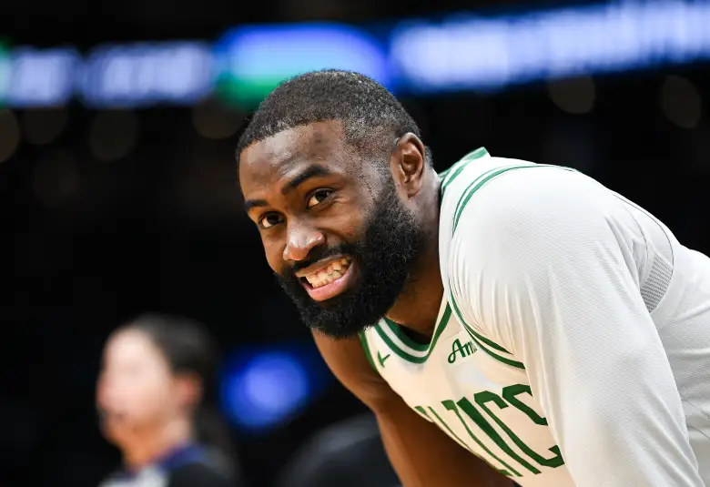 fmcas's tweet photo. @FCHWPO @celtics @NBA @741Performance Love forever, energy shifter 💚💚💚💚 https://t.co/br6M6J1e6U