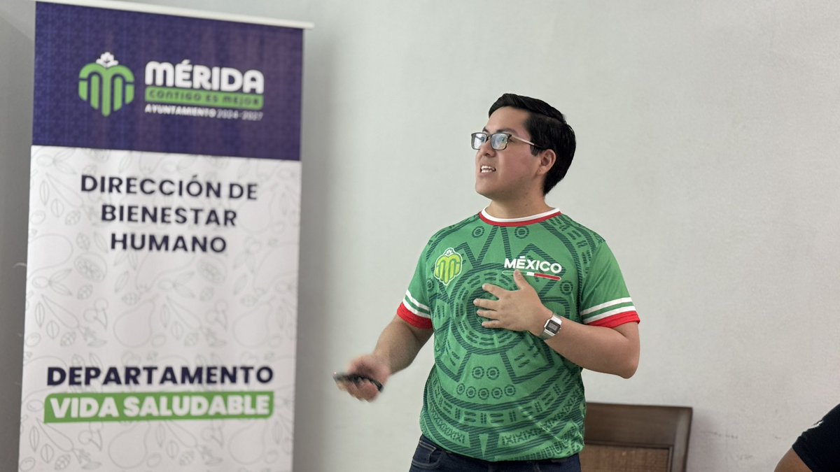 ServilimpiaMid's tweet photo. Durante la sesión, se abordaron recomendaciones sencillas para lograr una alimentación más balanceada, promoviendo el cuidado de la salud, el aumento de la energía y una mejor calidad de vida dentro y fuera del entorno laboral. https://t.co/GIeTHvMjGB
